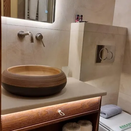 Hotel Pitho 3*
